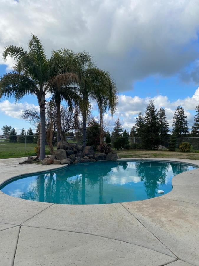 Beautiful Peaceful Desirable Home In Madera Rancho 外观 照片